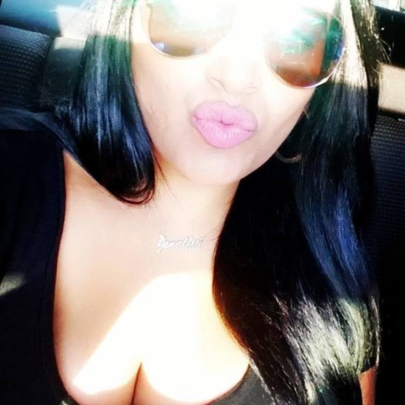 Meet your Posher, Jennifer - Picture 2 of 4